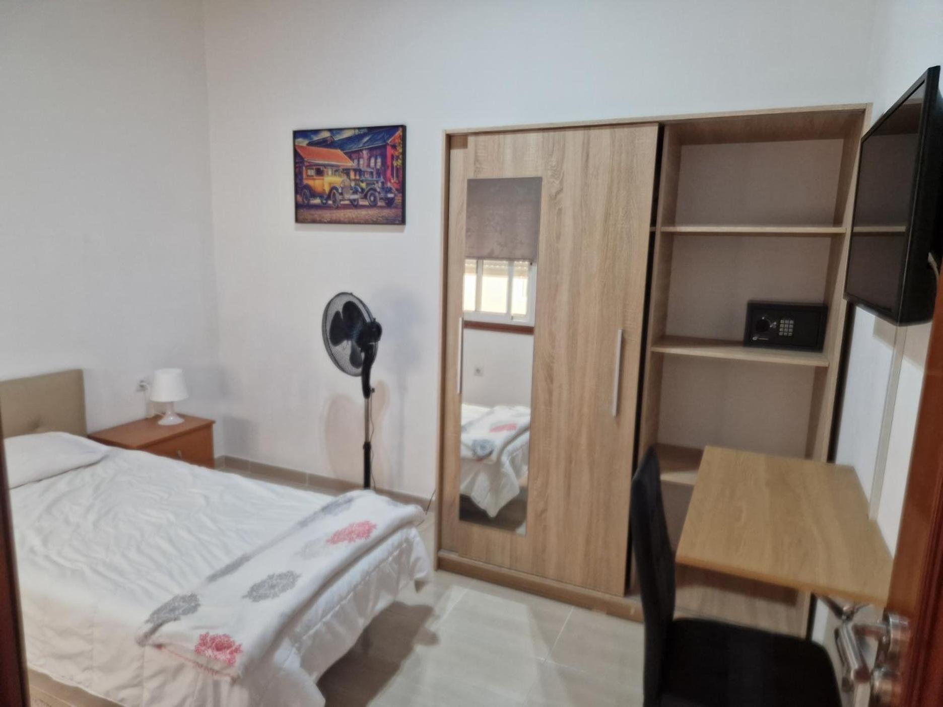 Habitacion Individual Privada, Piso De 3 Habitaciones Con Areas Compartidas La Laguna  Exterior photo